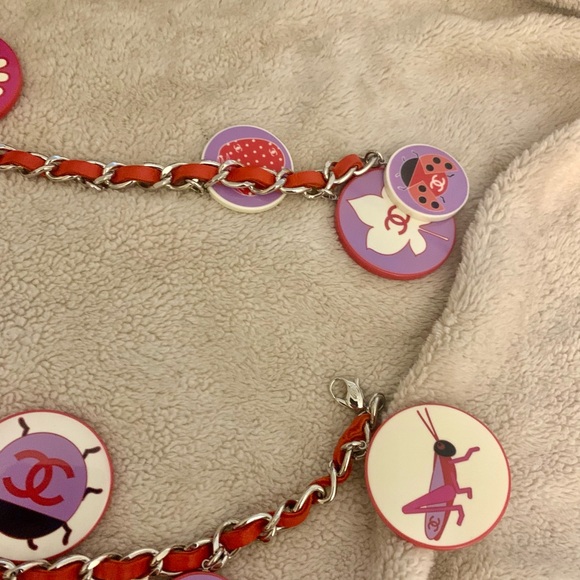 Vintage Authentic Chanel red leather chain belt / necklace rare CC logos! - Picture 12 of 16